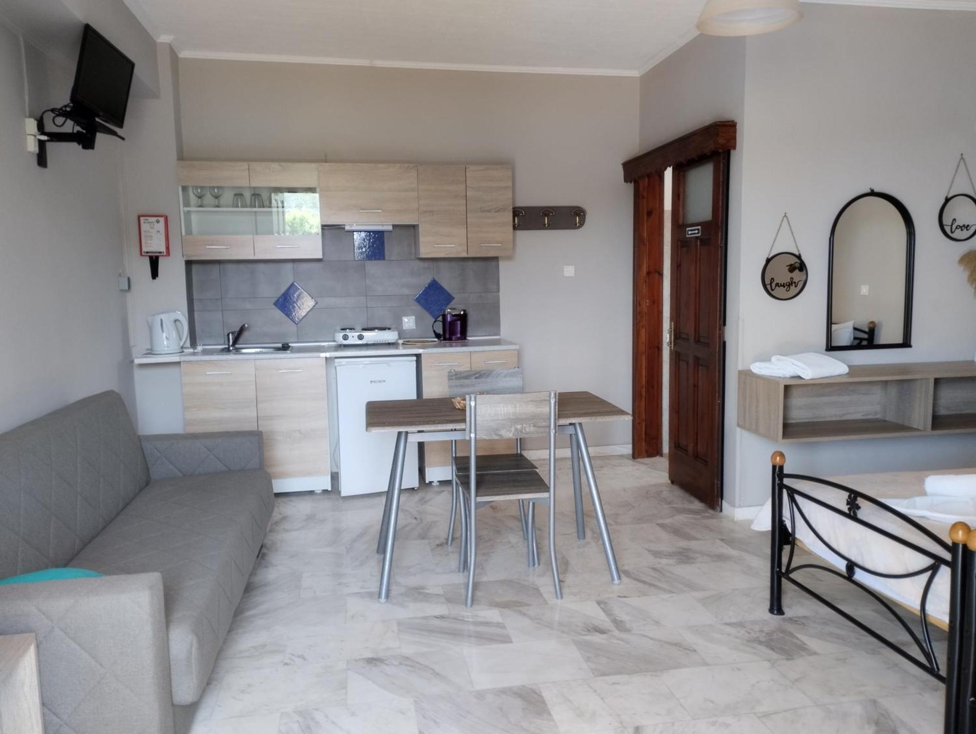 Miramare Ξενοδοχείο Πέτρα Εξωτερικό φωτογραφία