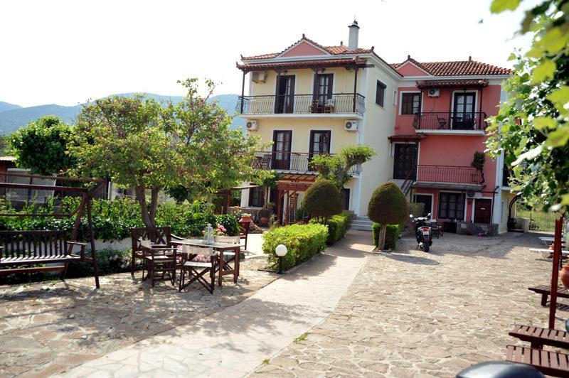 Miramare Ξενοδοχείο Πέτρα Εξωτερικό φωτογραφία